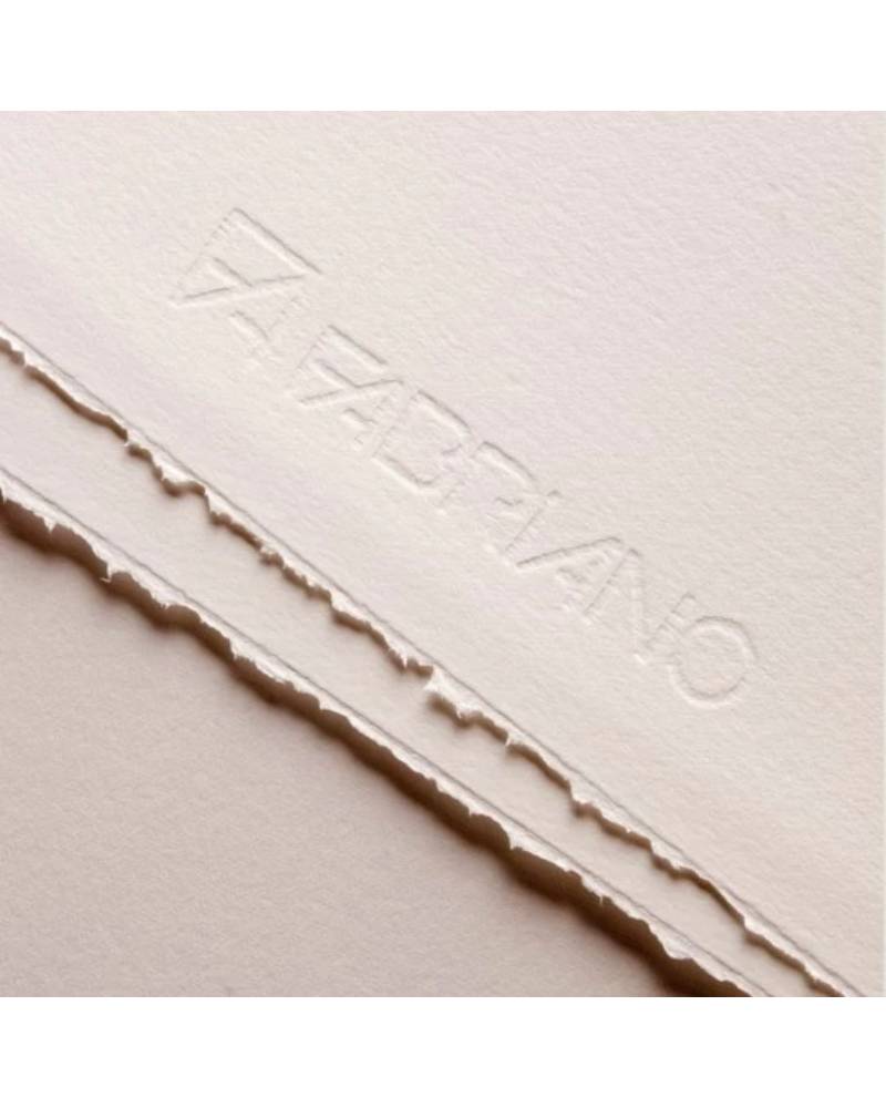 foto di Carta Fabriano Rosaspina – Fogli Sfusi 100x70 cm 220 gr, Avorio
